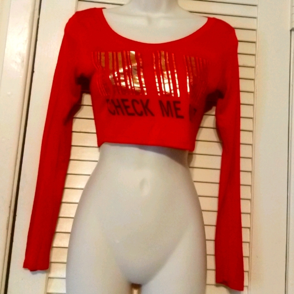 SIZE SMALL BLING BLING CROP TOP